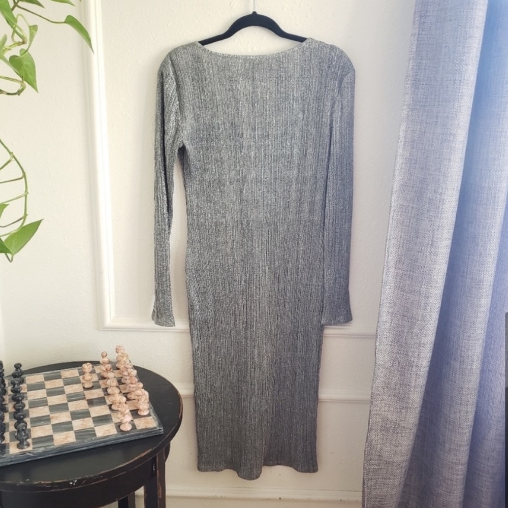Chelsea28 Metallic long sleeve dress - Picture 5 of 6